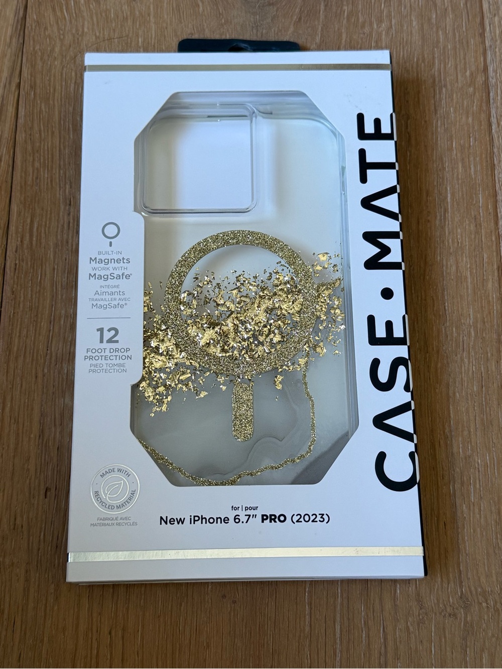 New case-mate Gold Glitter foil iPhone 6.7" Pro Case (2023) with MagSafe